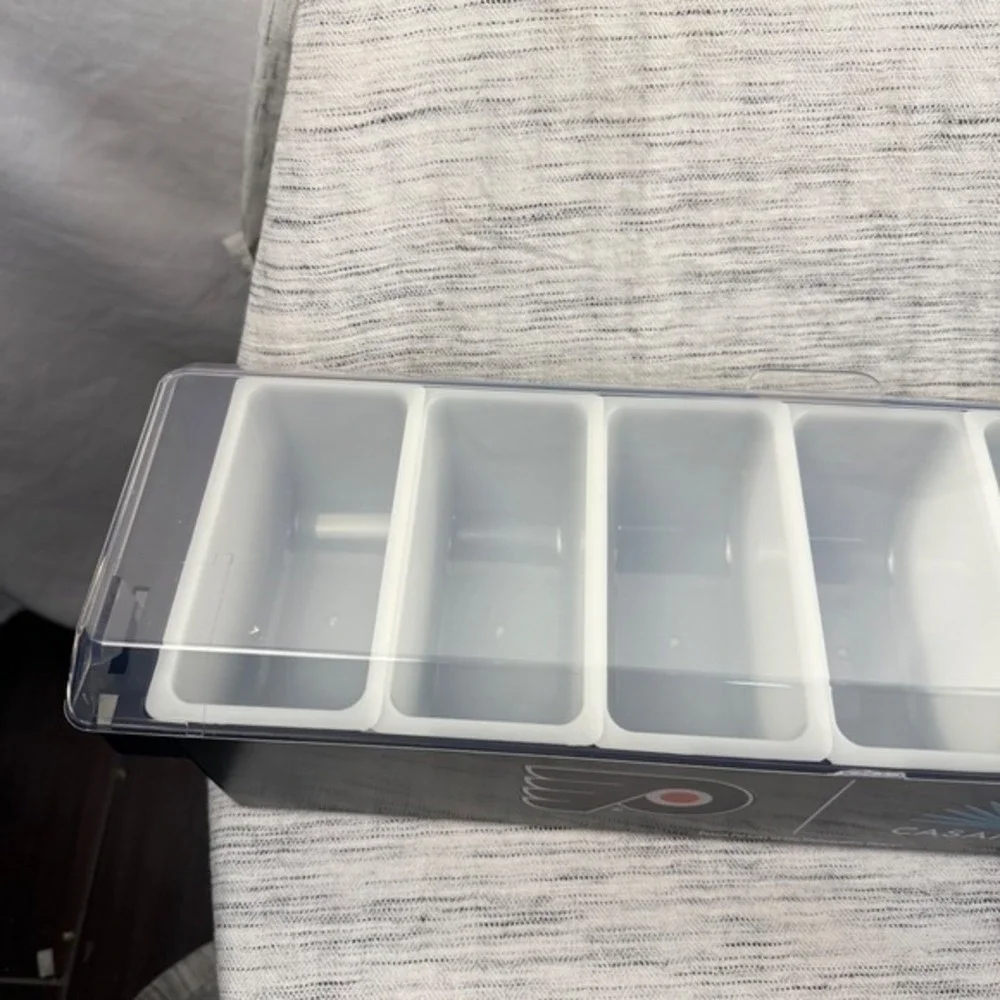 NEW Casamigos Bar Fruit Condiment Caddy Philadelphia Flyers‎ Barware Storage
